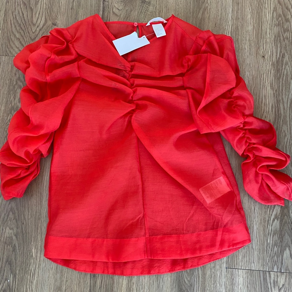 Red top NEW!!! - Picture 4 of 5